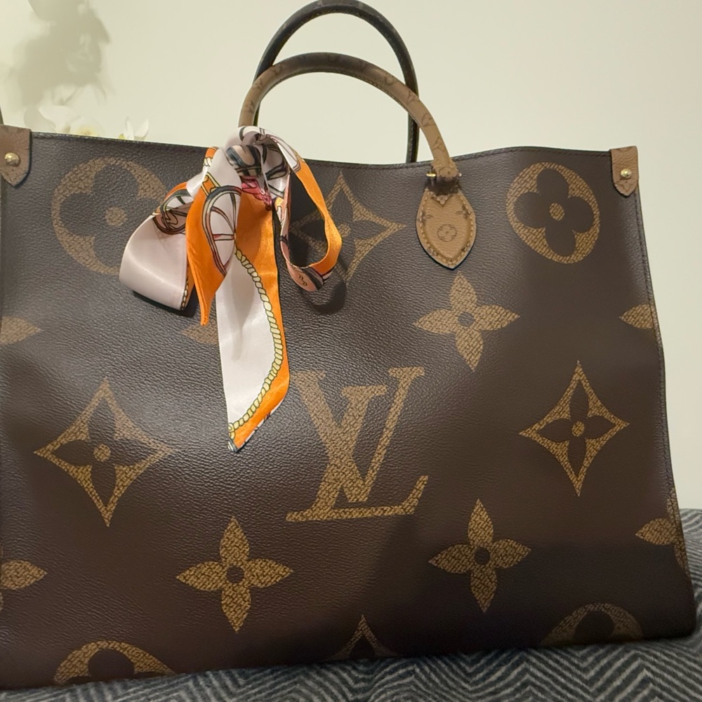Louis Vuitton Brown and Gold Shoulder Bag
